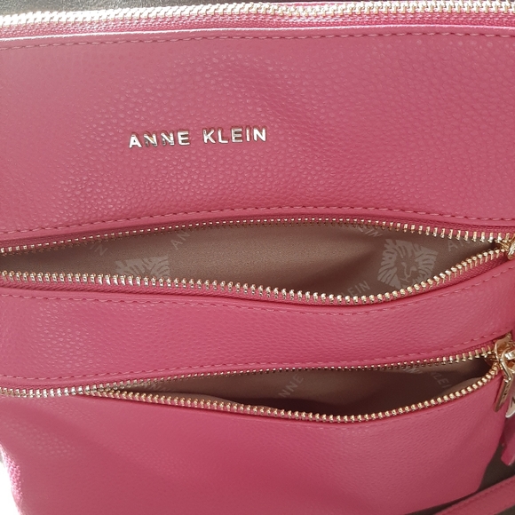 ANNE KLEIN 👛 NWT - Beautiful pink vegan shoulder bag with many compartments - Picture 7 of 14